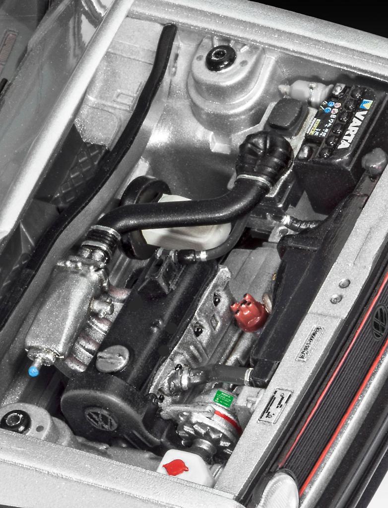 Немецкий Revell 1/24 VW Golf 1 GTI 07072 Пластиковая модель