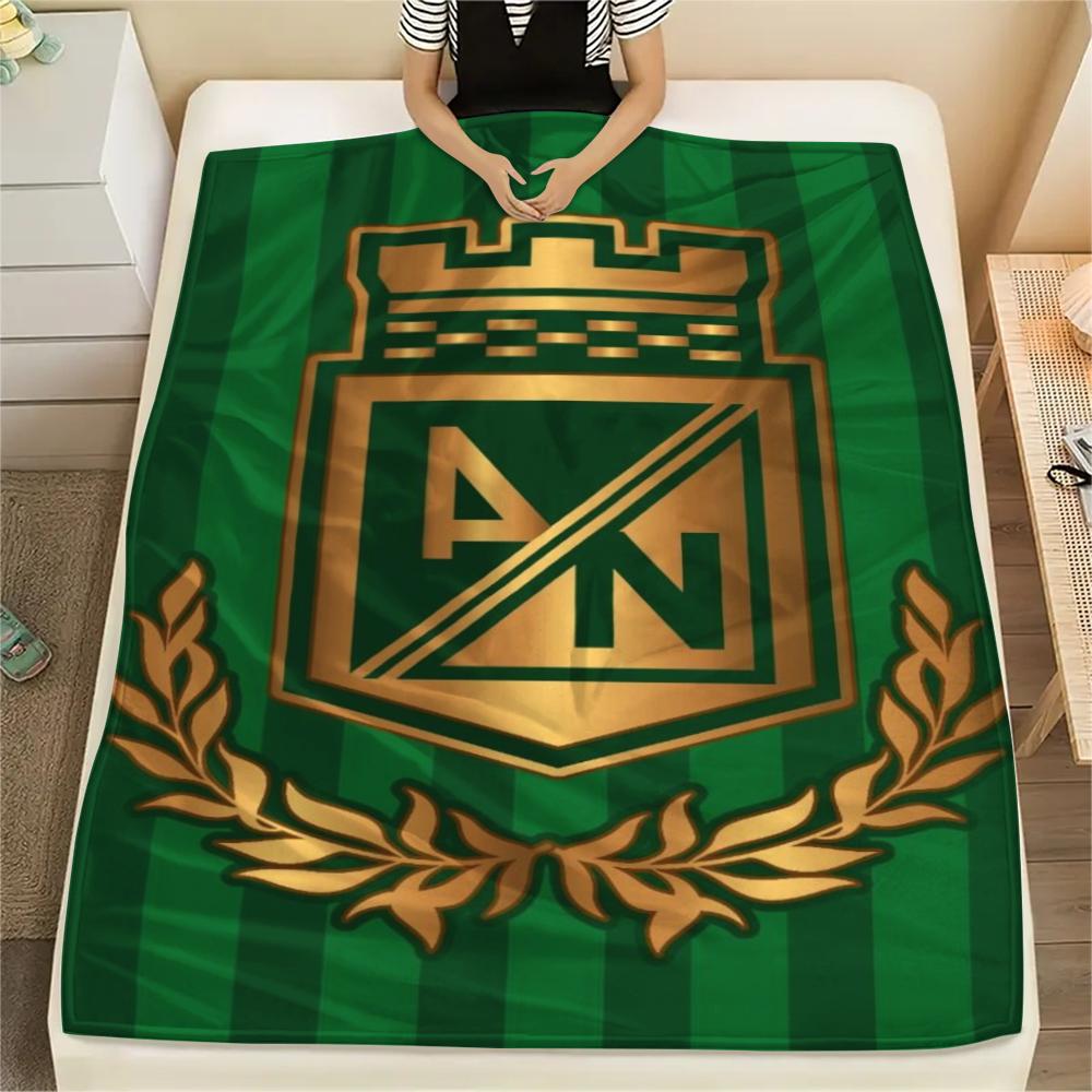 1PC Atlético Nacional Print Flannel Blanket, High quality Comfortable for All Seasons, Home Decor, Warmth and Comfort, Perfect for Christmas Gifts