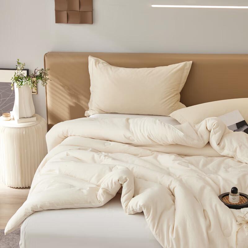 LANGSHA Всесезонное стеганое одеяло из смесовой полиэфирной шелковой ткани