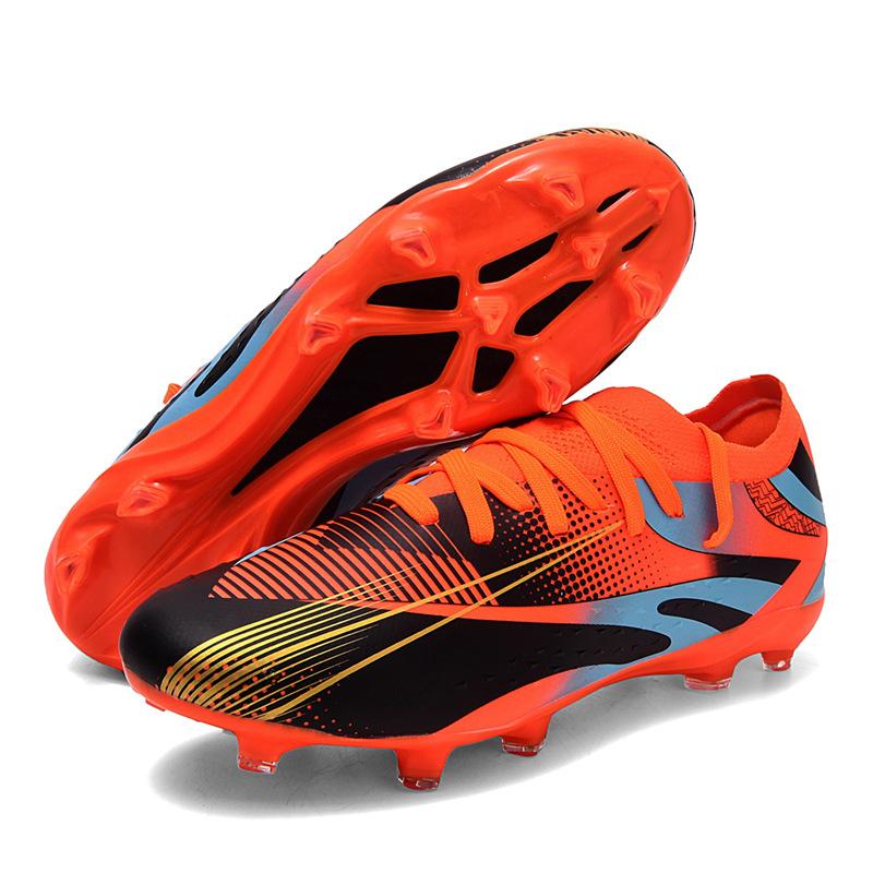 Бесшовные вязаные новые низкие футбольные бутсы мужские для травы FG шипованные тренировочные спортивные бутсы