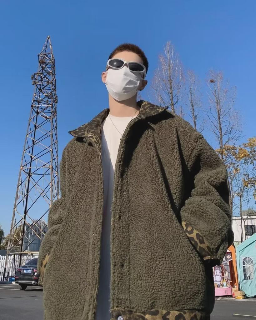 Мужская двусторонняя куртка из хлопка с леопардовым принтом 2023 года — модное зимнее пальто в стиле ретро в европейском и американском стиле