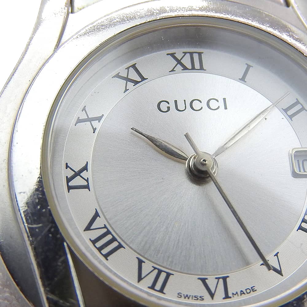 Gucci Часы 5500L Серебристый циферблат Нержавеющая сталь Кварцевые Аналоговый дисплей Женские Б/У