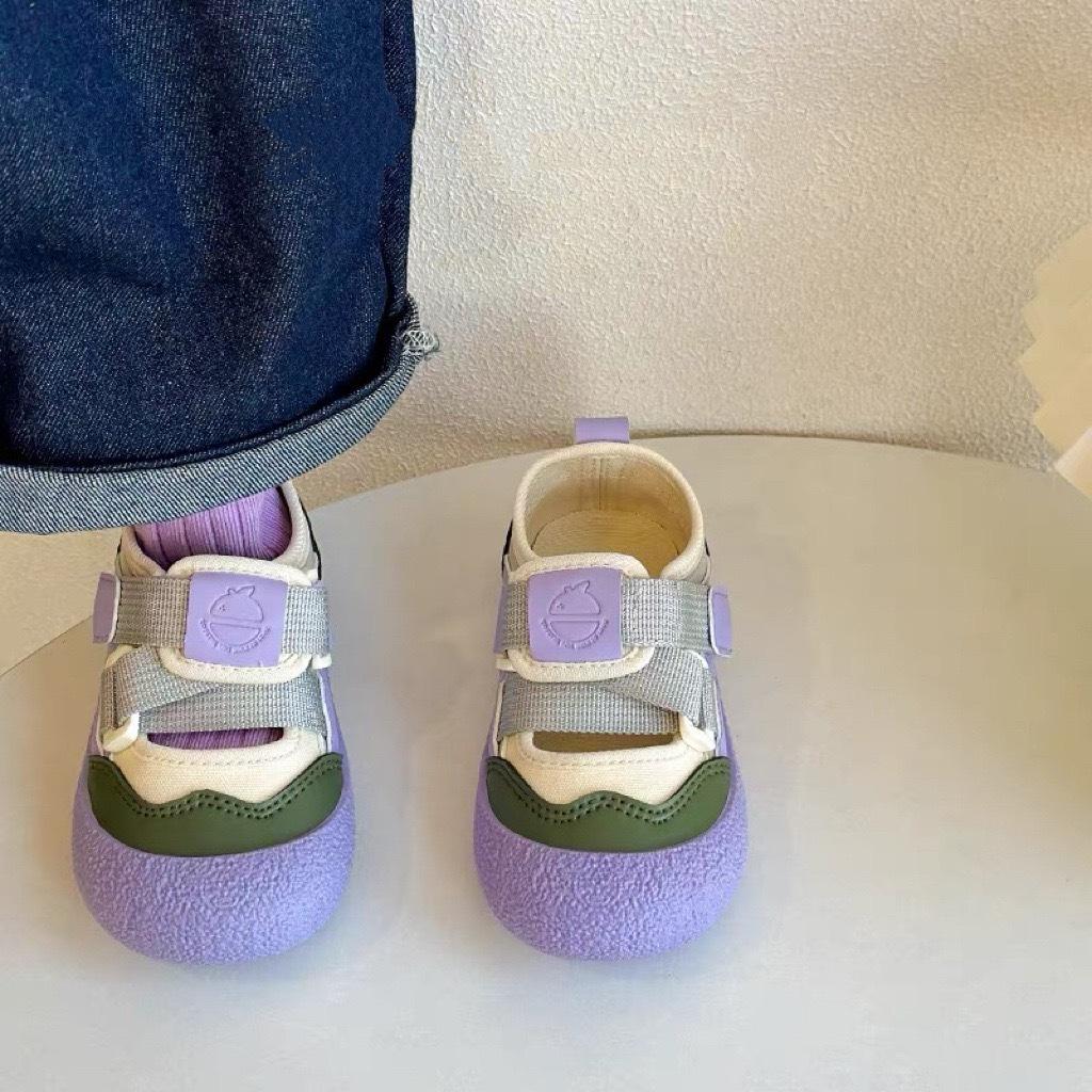 Детские спортивные сандалии 2025 весна и лето новые для мальчиков и девочек уличная обувь для хайкинга контрастного цвета парусиновая обувь большеголовые уродливые милые туфли