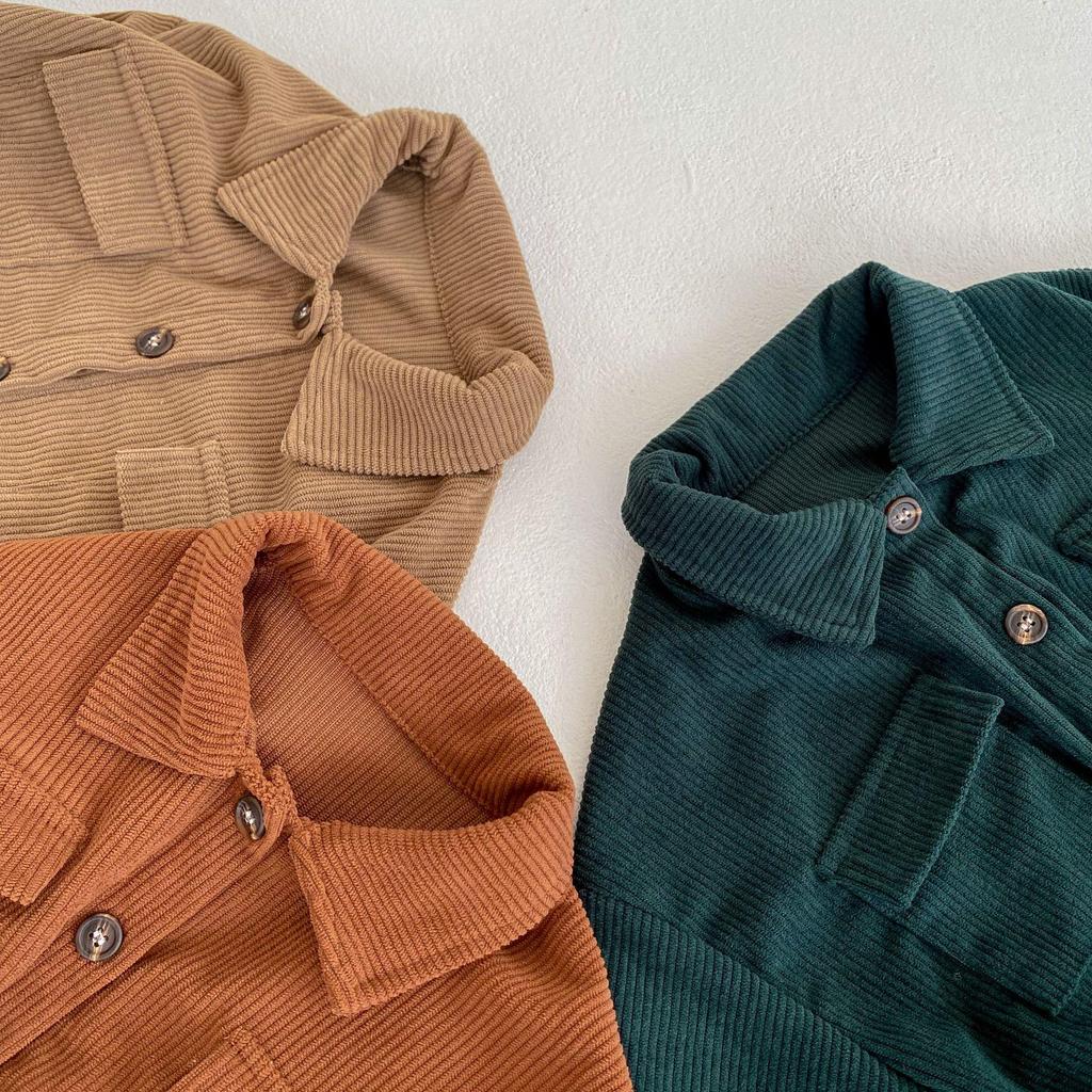 Комплект из вельветового кардигана с лацканами и брюк 2025 года для младенцев и малышей