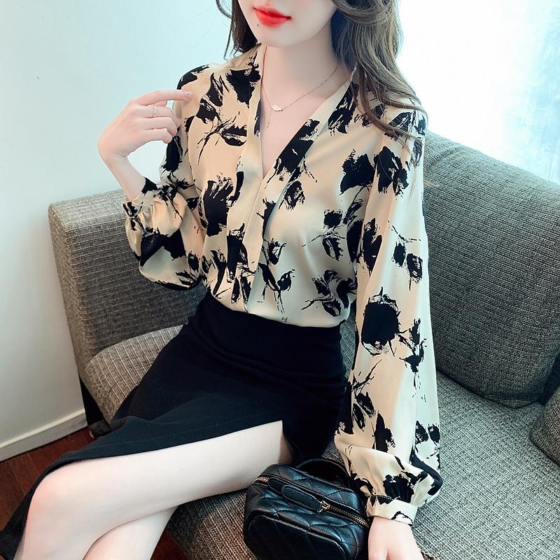 Осенняя мода 2024 года, шифоновая блузка с длинным рукавом и V-образным вырезом для офиса, женская рубашка с принтом, женские топы, блузки, рубашки J498
