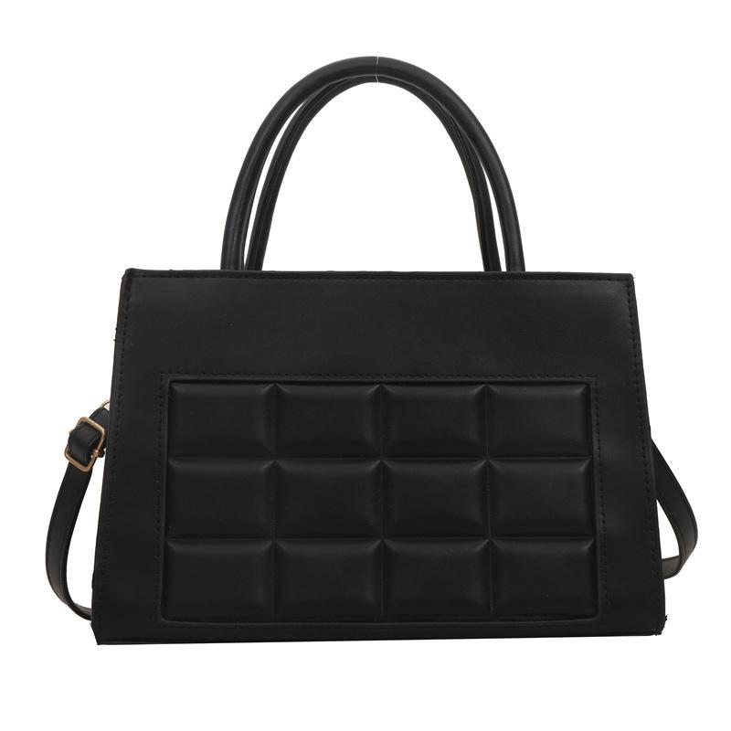 Сетка вмятина темперамент ретро контрастный цвет сумка 2024 новый модный корейский вариант простая повседневная сумка через плечо женская