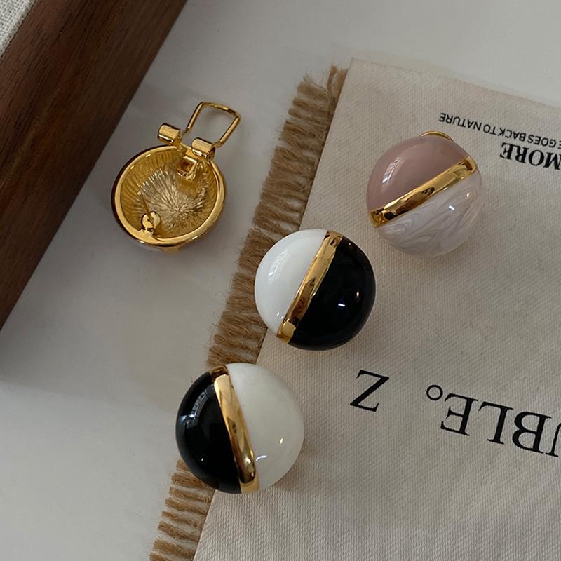 Шарик эмалированный гвоздик французский капельный глазурь атмосферный свет роскошь высокое чувство ретро контрастный цвет сращивание круглый шар женский