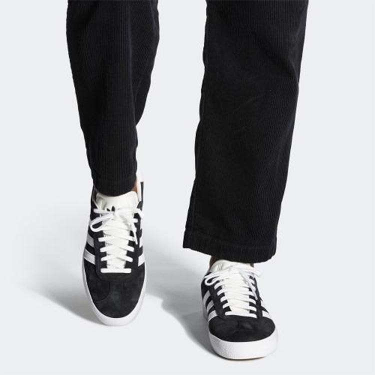 adidas Gazelle ADV Черно-Белые Кроссовки Унисекс Core-Черное Облако-Белое Золото-Металлик FX6563
