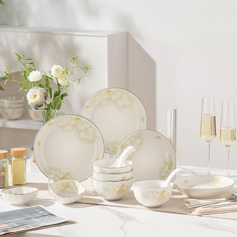 Weidu 18-Piece Pastoral Flower Ceramic Dinnerware Set