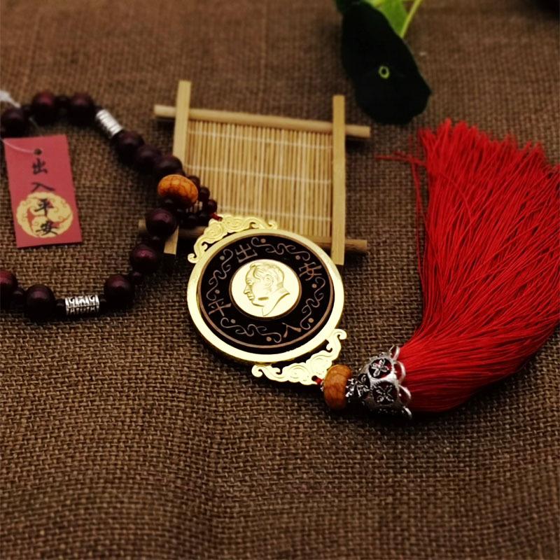 Chairman Mao's sandalwood car pendant and wooden handicraft souvenirs will be sold as gifts