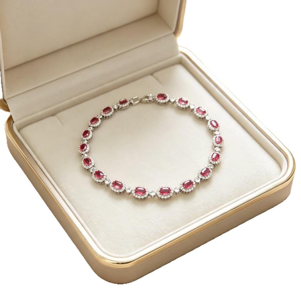 New jewelry piece: imitation ruby and sapphire full-diamond four-leaf clover bracelet, luxurious red corundum bracelet, women's stone bracelet