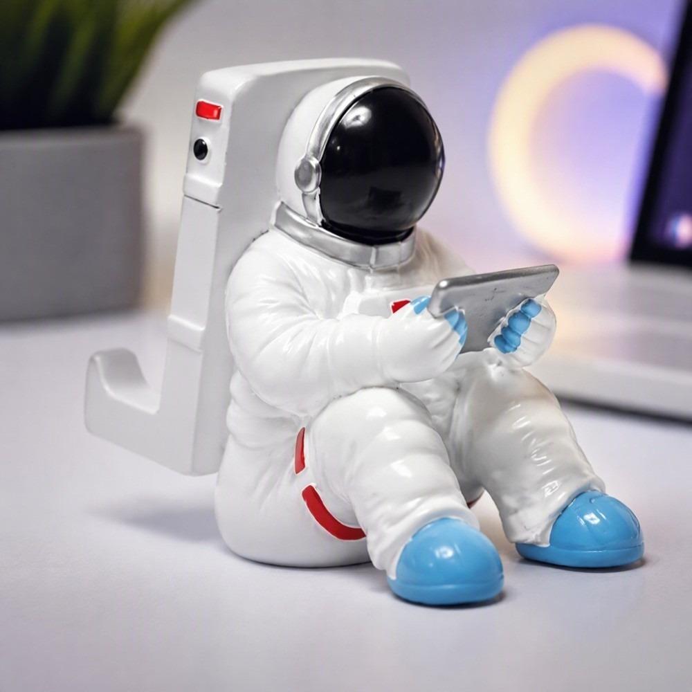 2 Size Astronaut Phone Holder Resin Astronaut Phone Stand Cute Desk Phone Holder Desktop Use