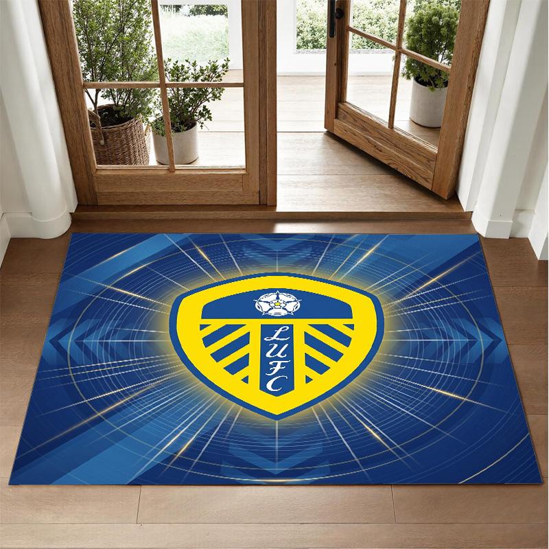 Leeds United Design Crystal Velvet Rug Soft Decorative Mat for Bedroom Entrance