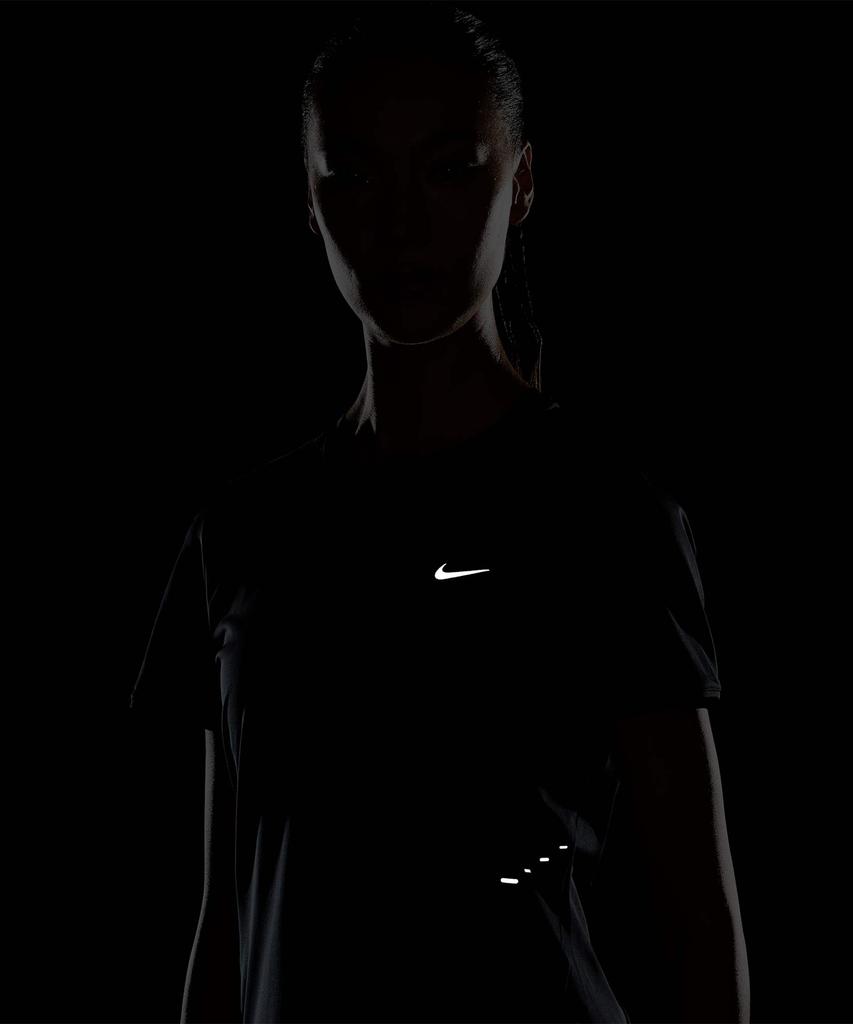 NIKE Swift Dri-Fit Short Sleeve Running Top W - Black / Hm9699-010