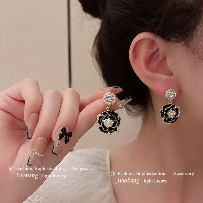 Серебряные игольчатые маленькие ароматные серьги-гвоздики с жемчугом в виде цветка ветра, легкие роскошные серьги в стиле знаменитостей, элегантные серьги в стиле ретро, модные серьги High Sense