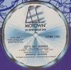 12-дюймовая пластинка JERMAINE JACKSON - Let's Get Serious / Je Vous Aime Be 12TMG1183 Motown 1980 UK Соул/Фанк Б/У