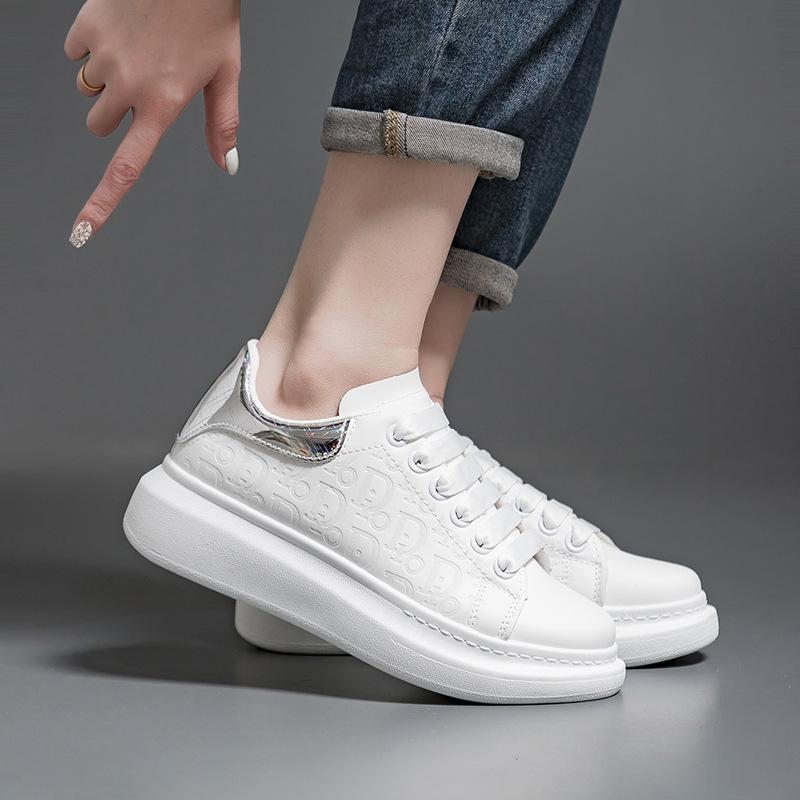 Little White Shoes Women's Spring New Student Casual Women's Shoes Versatile Sports Shoes Thick Baseplate Shoes