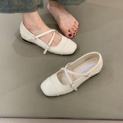 Туфли Мэри Джейн на небольшой внутренней платформе, весна 2025, французский темперамент, элегантные балетки с перекрестными ремешками и пряжками, вечерние туфли