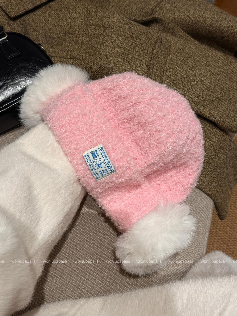 Plush knitted hat for women, thickened and warm in winter, cold-proof ear protection hat in winter, showing a small face, wool hat, cute ear bag hat
