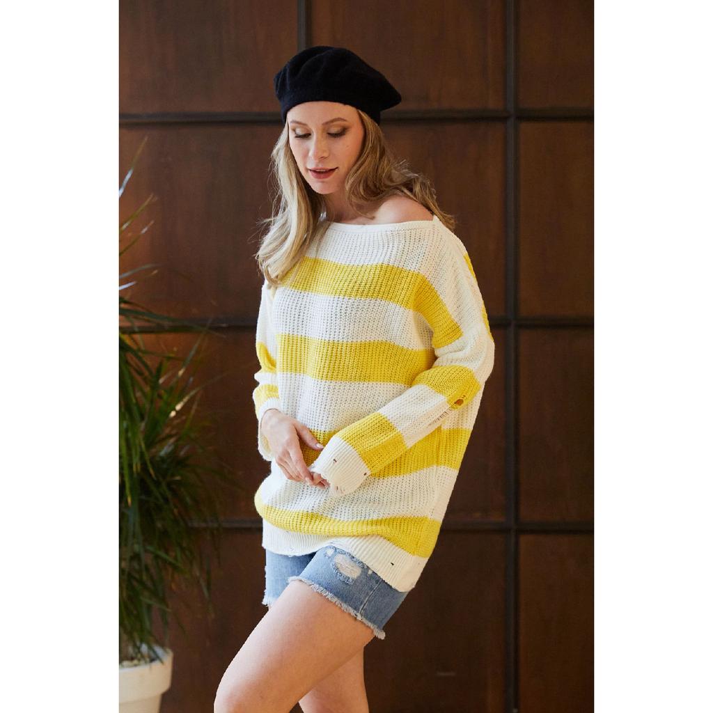 Женский трикотажный свитер с регулируемым узором и завязками по бокам