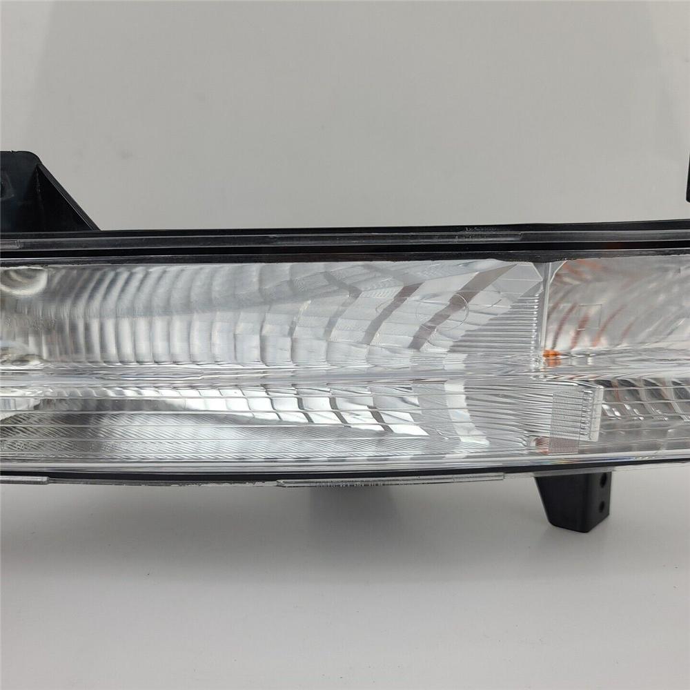 1× Right Side Halogen Daytime Running Light For Jeep Compass 2017 2018 2019 2020