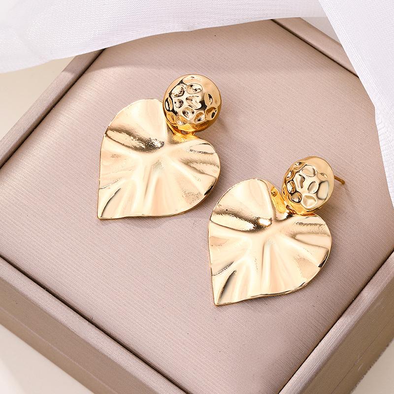 Exaggerated Love Earrings Jewelry Women's Personality Alloy Irregular Earrings Women's Fashion Stud Earrings