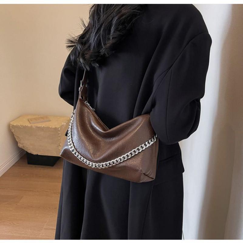 Large Capacity Bag for Women  New Retro Niche Design Single Shoulder Crossbody Bag Chain Women Dumpling Bag