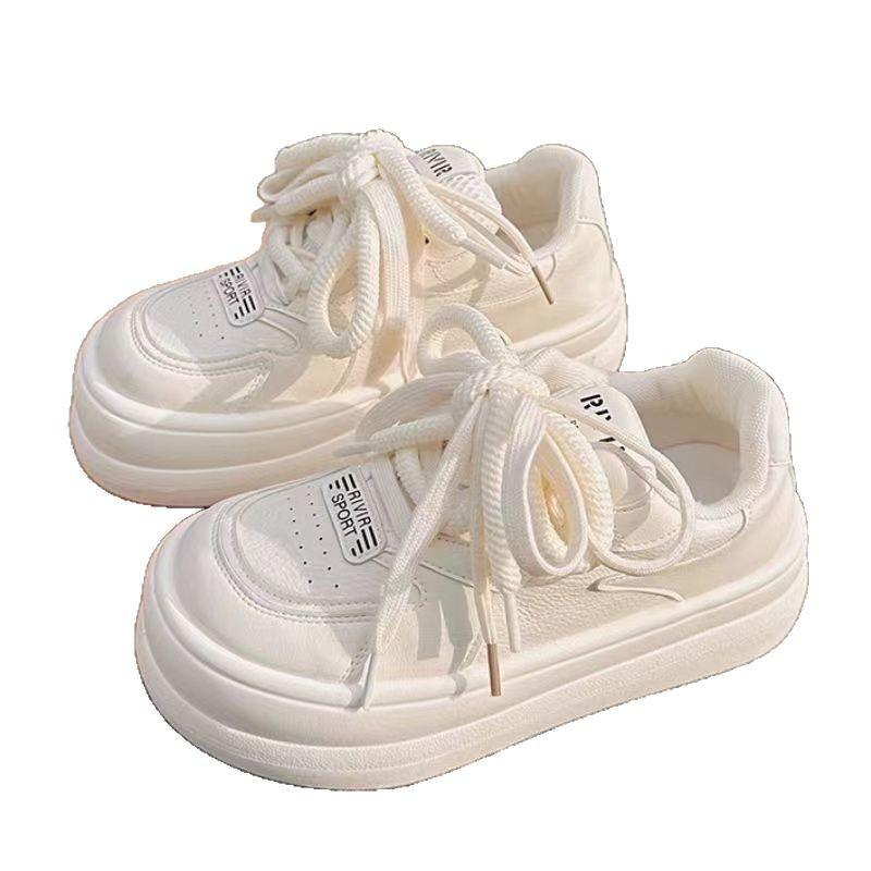 Четыре сезона простые белые туфли на платформе для женщин 2025 года, новые легкие и красивые повседневные универсальные спортивные трендовые женские туфли