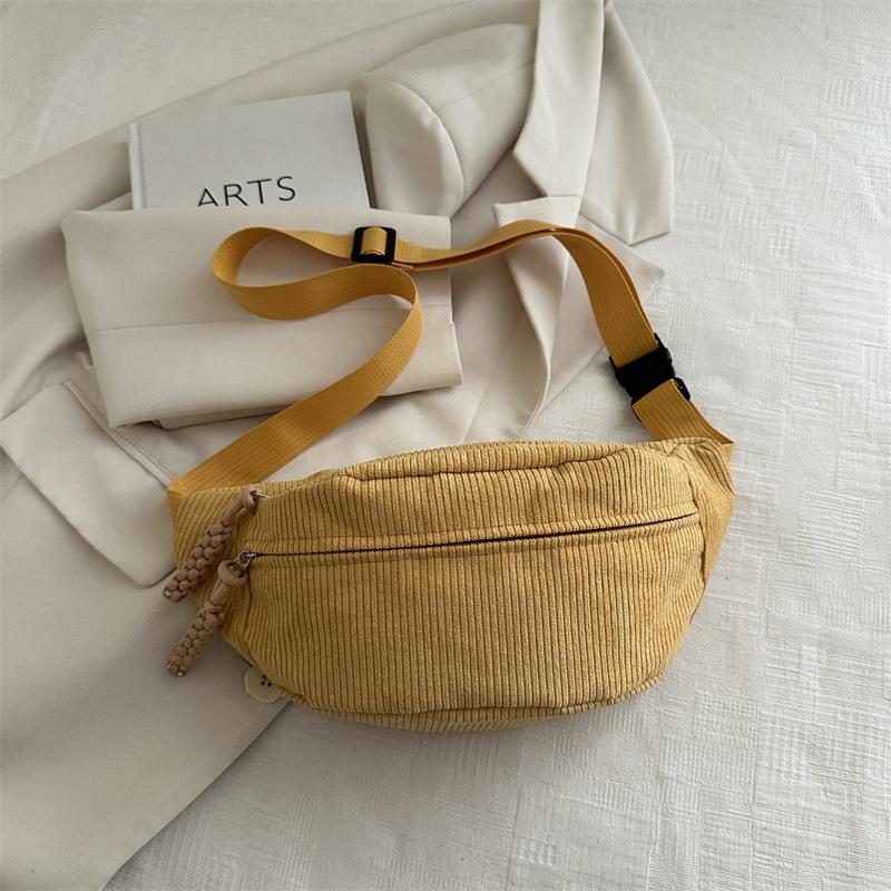 Solid color simple foreign style shoulder messenger bag 2025 autumn new niche versatile ins casual bag breast bag fanny pack