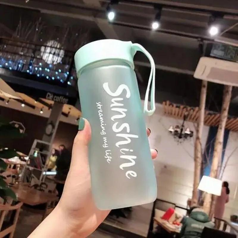 Большая емкость для воды из матового пластика, переносная веревочная кружка, спортивная кружка для отдыха на открытом воздухе, подарочная кружка, дорожные бутылки, инструменты, кувшин для фитнеса 600 мл