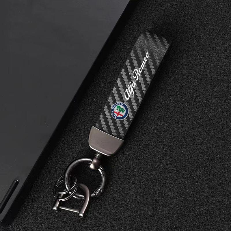 UHNPV1 TFLGX1 Carbon Fiber Style Car Keychain Microfiber Leather Key Chain For Alfa Romeo giulia stelvio giulietta 159 147 156 166