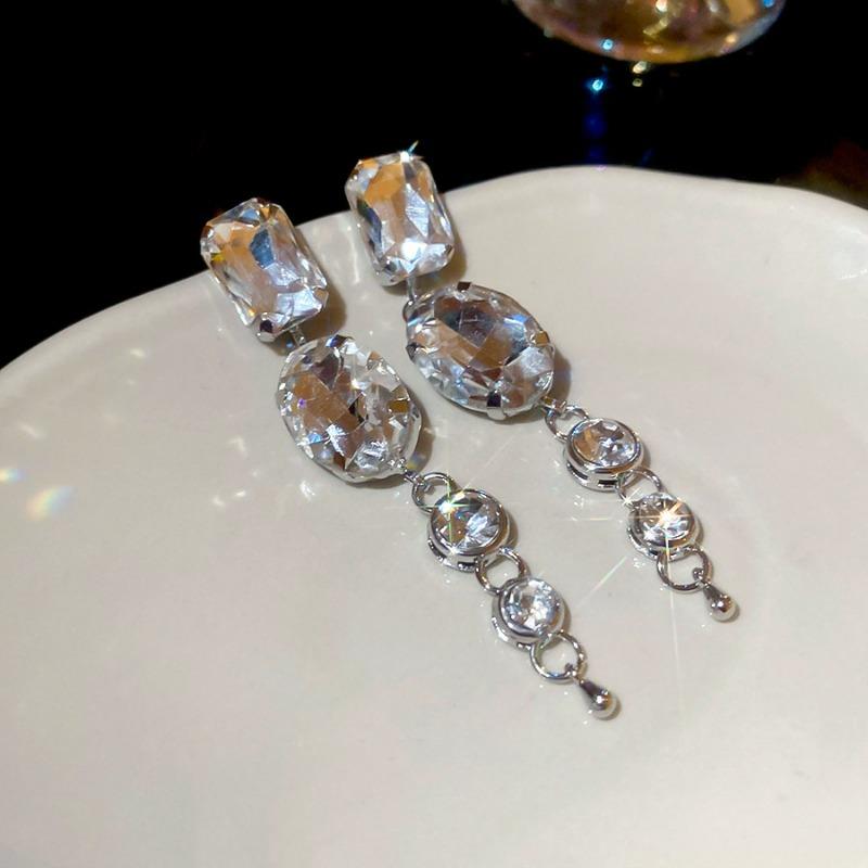 Серьги-подвески с серебряной иглой, бриллиантовым цветком, каплей воды и кисточкой, преувеличенные серьги, легкая роскошь, премиальные серьги для женщин