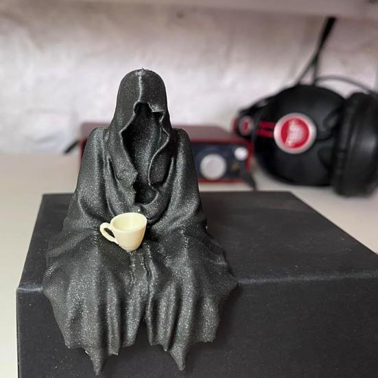 Halloween Black Robe Ornament Spooky Gothic Grim Reaper Figurine Statue Sculpture Holiday Party Home Office Desktop Decoration