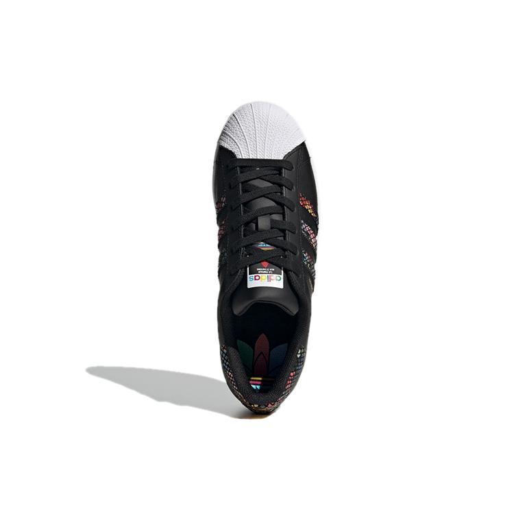 adidas Женские кроссовки Superstar с принтом 'Цветочная змеиная кожа' FW3693
