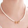 POSTLUDE [SILVER] 6 PEARL C RIBBON PENDANT Necklace (2 COLORS)