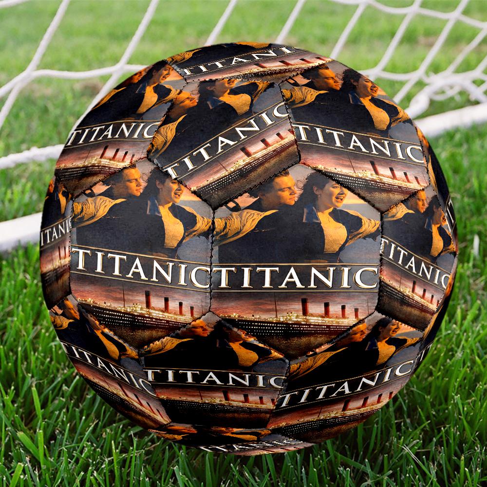 Titanic Theme Size 5 Soccer Ball, Suitable for Both Indoor and Outdoor Matches, a Gift Suitable for Everyone.