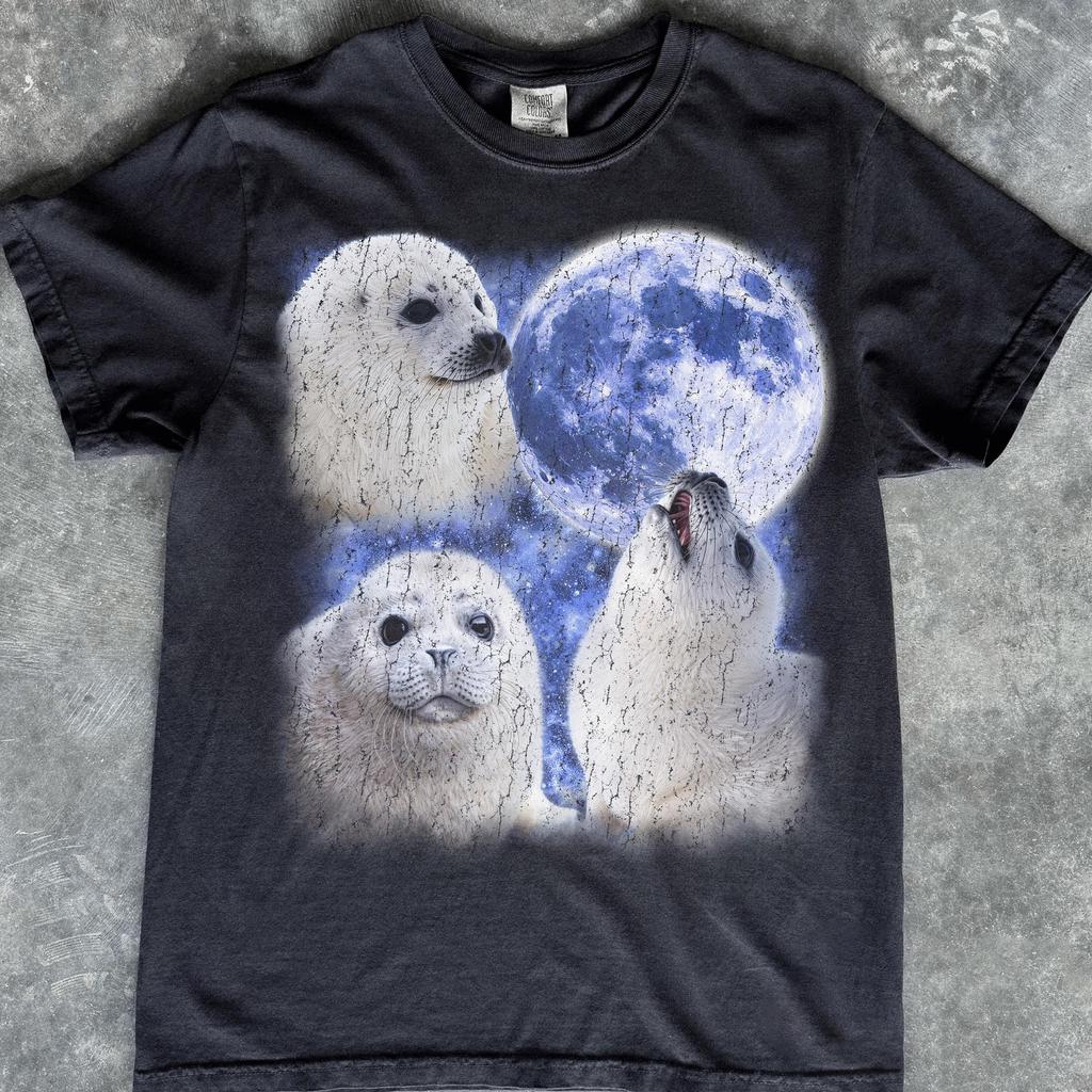 Baby Seal Howling Moon T-Shirt, Ocean Animal Graphic Tee, Marine Life Lover Shirt