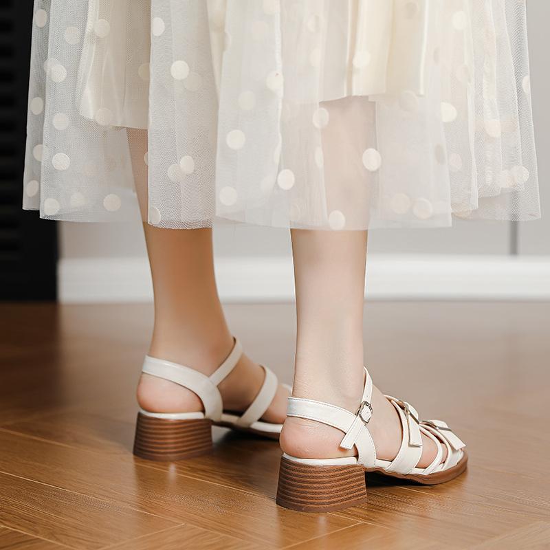 Retro mid-heeled sandals for women's summer new British style with one-word buckle thick heel stepping on shit open-toed Roman shoes for women