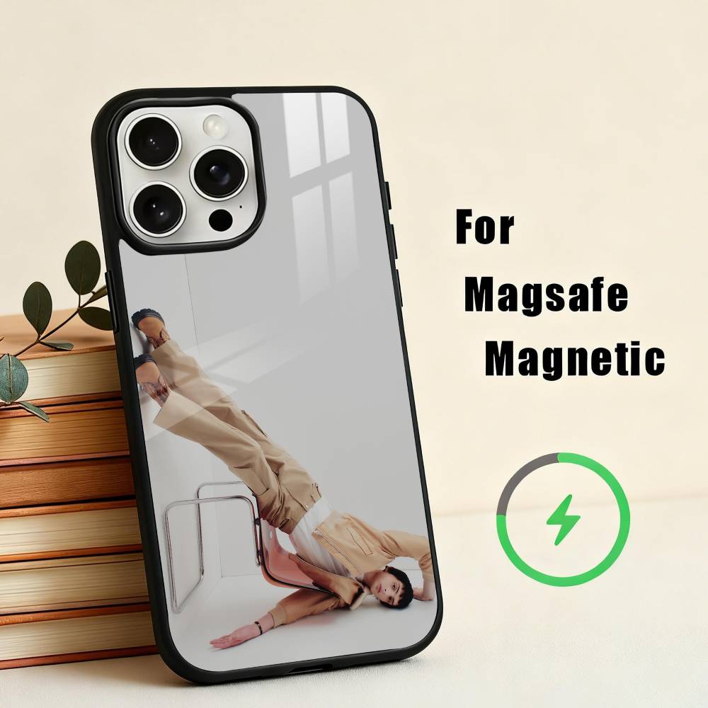 Чехол для телефона F-Finn W-Wolfhard Actor для iPhone17,16,15,14,13,12,11 Plus,Pro Max Магнитный Для Magsafe Беспроводная зарядка