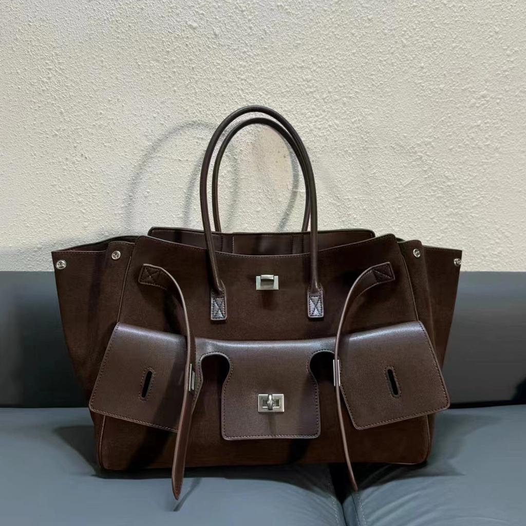 Сумка из антизамшевой ткани с несколькими карманами / Новая сумка унисекс для мотоцикла с замком в стиле панк