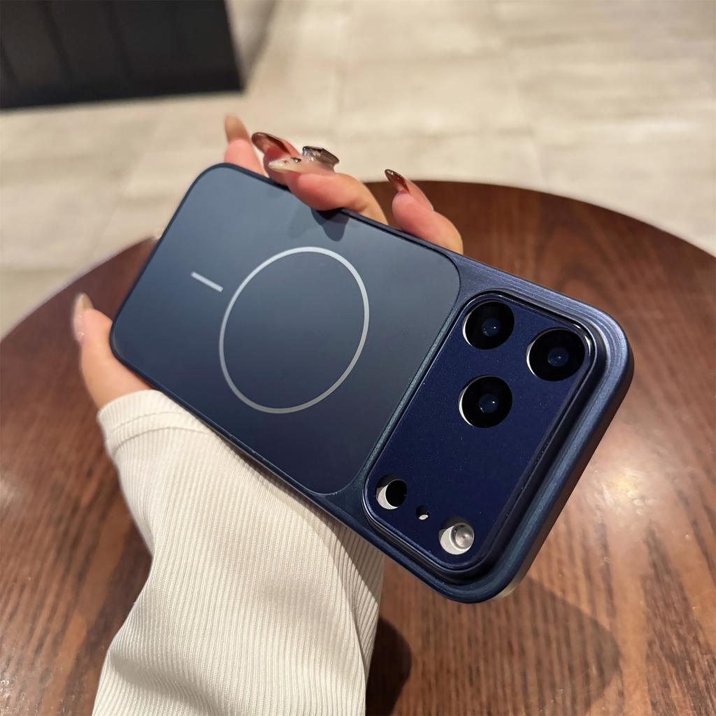 Чехол для iPhone 17 Pro Совместимый с MagSafe Защита объектива Акрил + ТПУ Матовый чехол для телефона