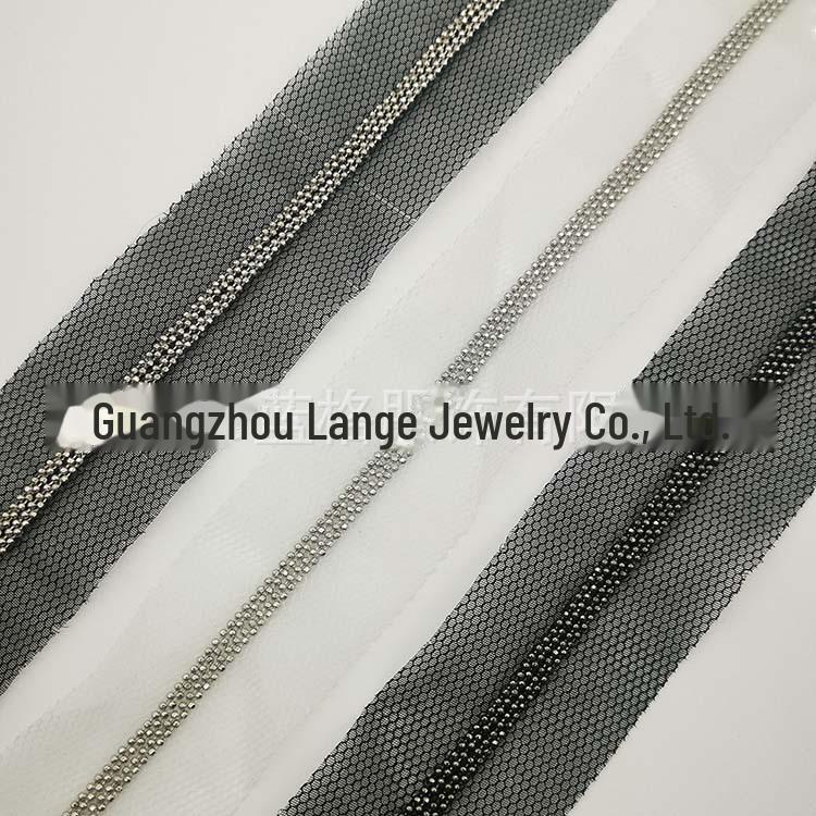 Женские аксессуары своими руками: Лента, сетка, кружево, медная цепь для обуви, шляп и одежды