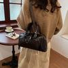 This year's popular high-end foreign-style bowling bag women's 2025 new handbag commuter shoulder messenger bag tide
