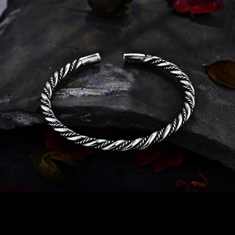 Thai Handmade Pure Silver Bracelet Women's Art Retro Hammer Pattern Pulling Round Bracelet Solid S999 Solid Silver Jewelry