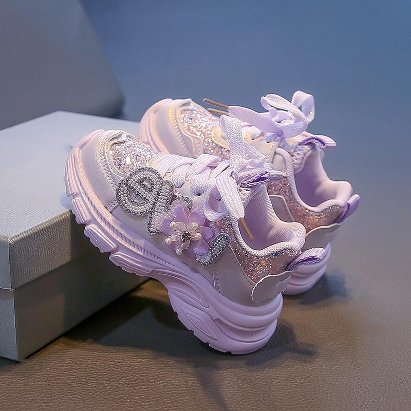 2025 весна новые спортивные туфли для девочек туфли для девочек мягкая подошва нескользящие туфли принцессы новые кроссовки детская обувь