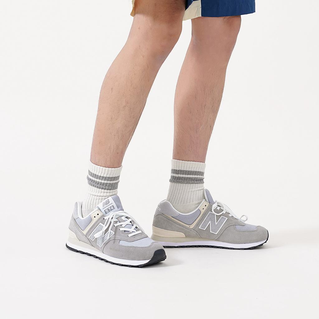New Balance Кроссовки унисекс 574 серые с морской солью ML574RD2