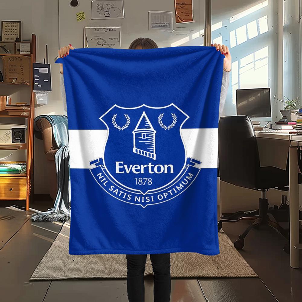 1pc Everton FC Print Flannel Blanket, High quality Comfortable for All Seasons, Home Decor, Warmth and Comfort, Perfect for Christmas Gifts40