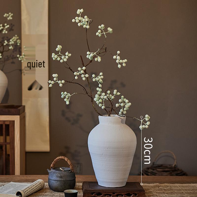 Высококлассное биомиметическое флористическое искусство в стиле ваби-саби: Букет из конского каштана и искусственных цветов для оформления гостиной.