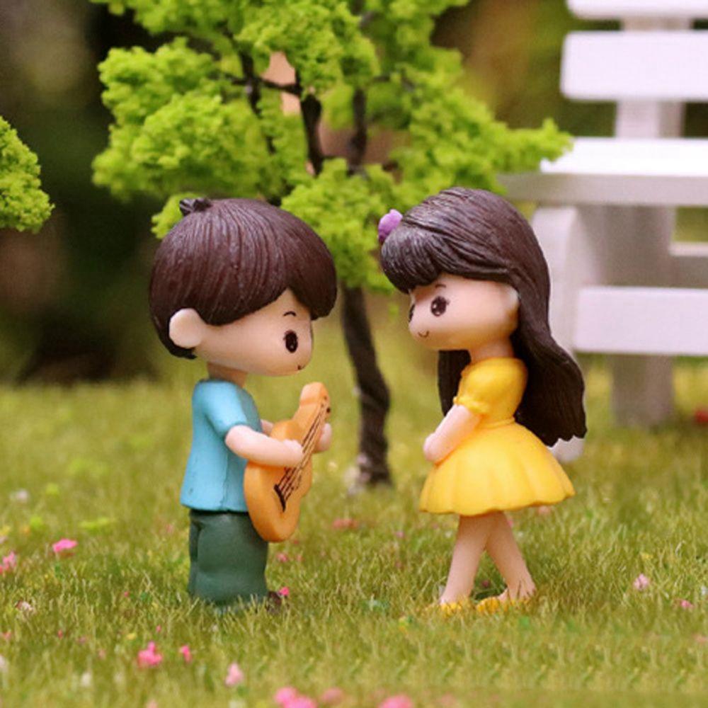 Guitar Craft Creative Cake Decoration Couple Figurines Resin Dolls Boy Girl Ornaments Miniature