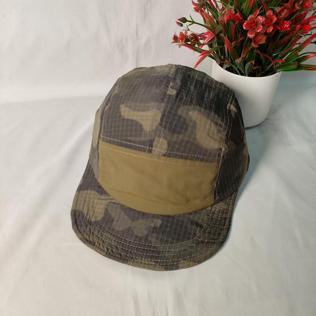 Summer light and quick-drying short-brimmed camouflage cap men's and women's American outdoor sports breathable flat-brimmed sunshade baseball cap